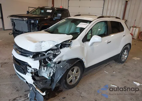 2020 Chevrolet Trax Fwd Lt z USA, uszkodzony, nr VIN KL7CJLSB5LB064146